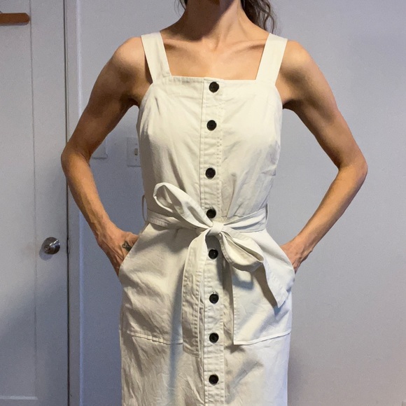 Universal Threads, Button Up Tie waist Dress, White/Cream colored Size Small - Picture 2 of 7